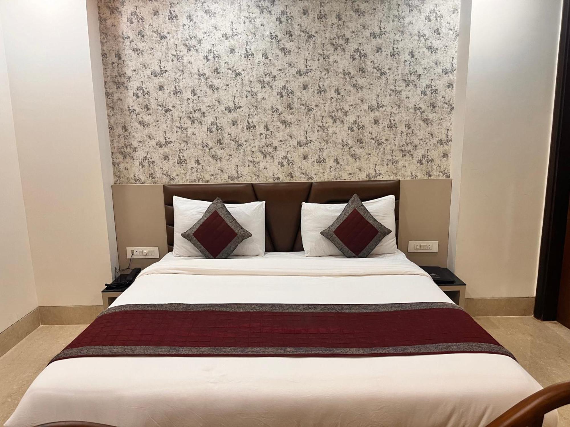 Gazebo Inn & Suites Medanta Gurgaon Extérieur photo