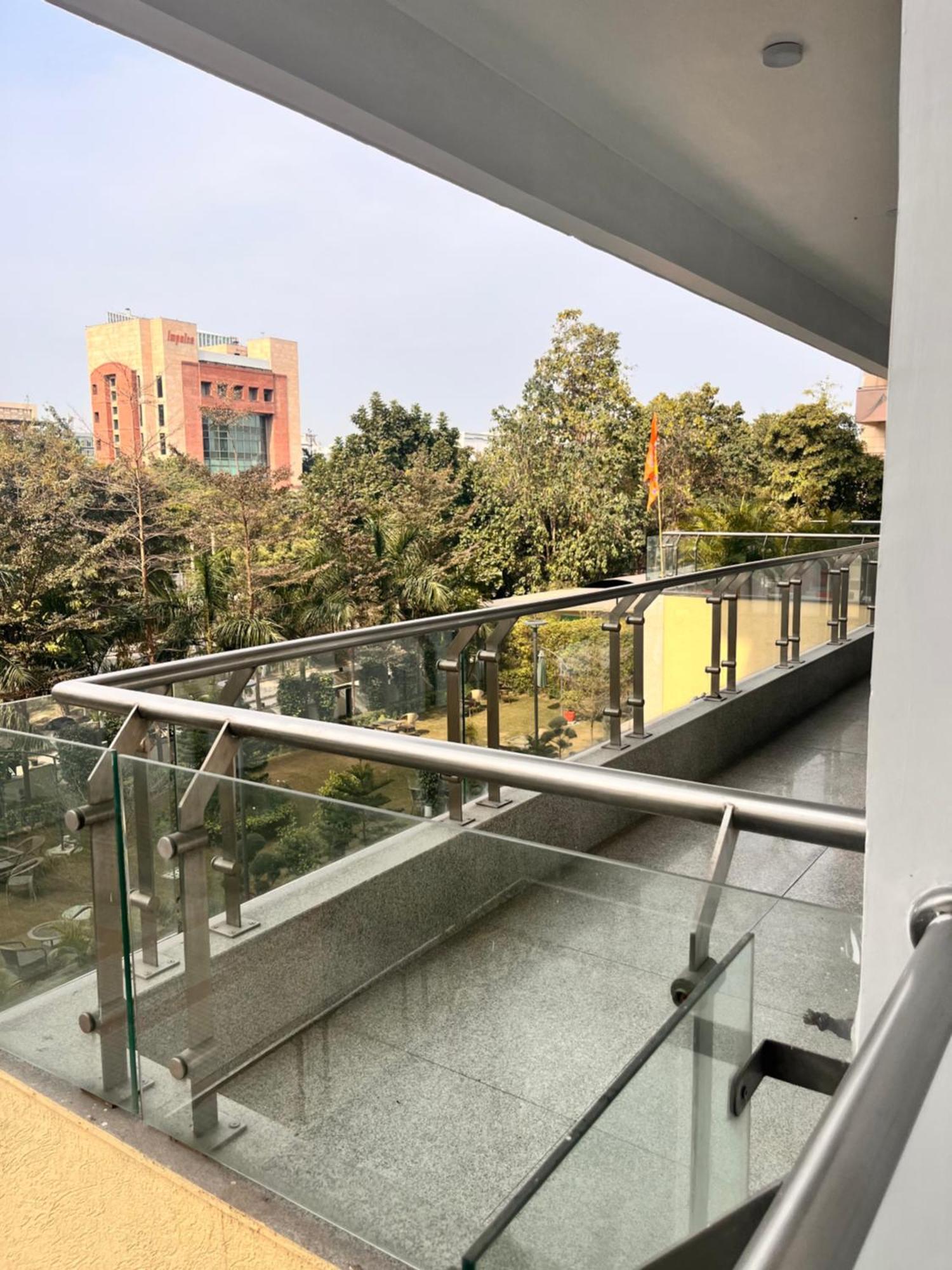 Gazebo Inn & Suites Medanta Gurgaon Extérieur photo