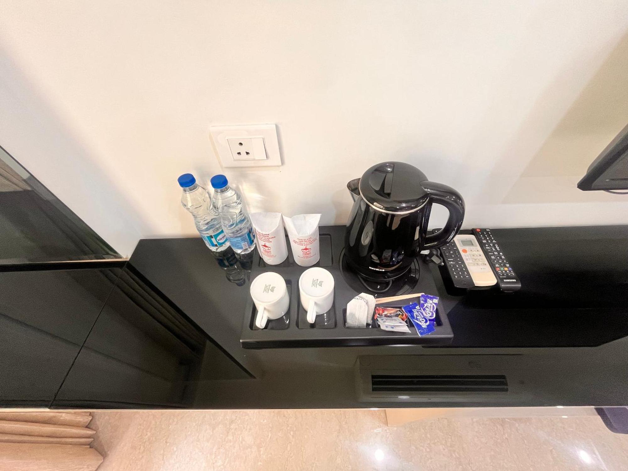 Gazebo Inn & Suites Medanta Gurgaon Extérieur photo
