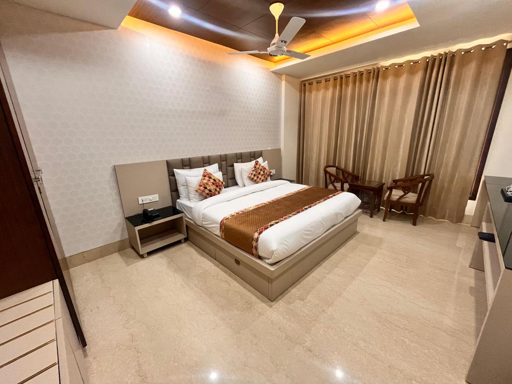 Gazebo Inn & Suites Medanta Gurgaon Extérieur photo