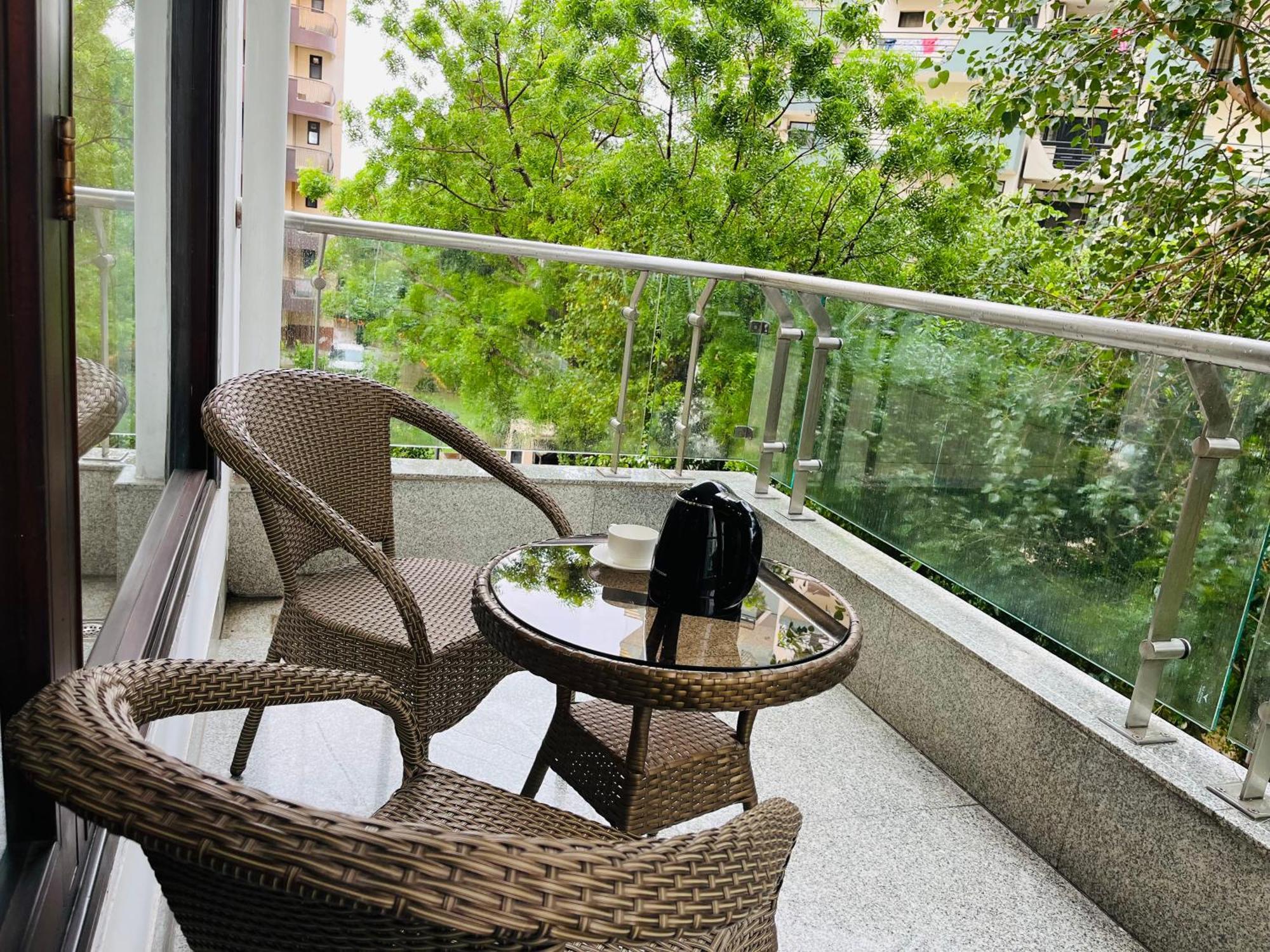 Gazebo Inn & Suites Medanta Gurgaon Extérieur photo